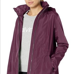 Calvin Klein Performance rain coat